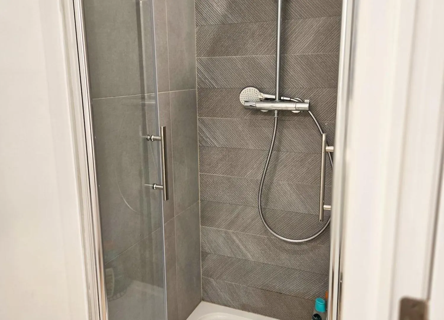 Cosy 2 Bedroom Apartment With Garden Brussels Belgium