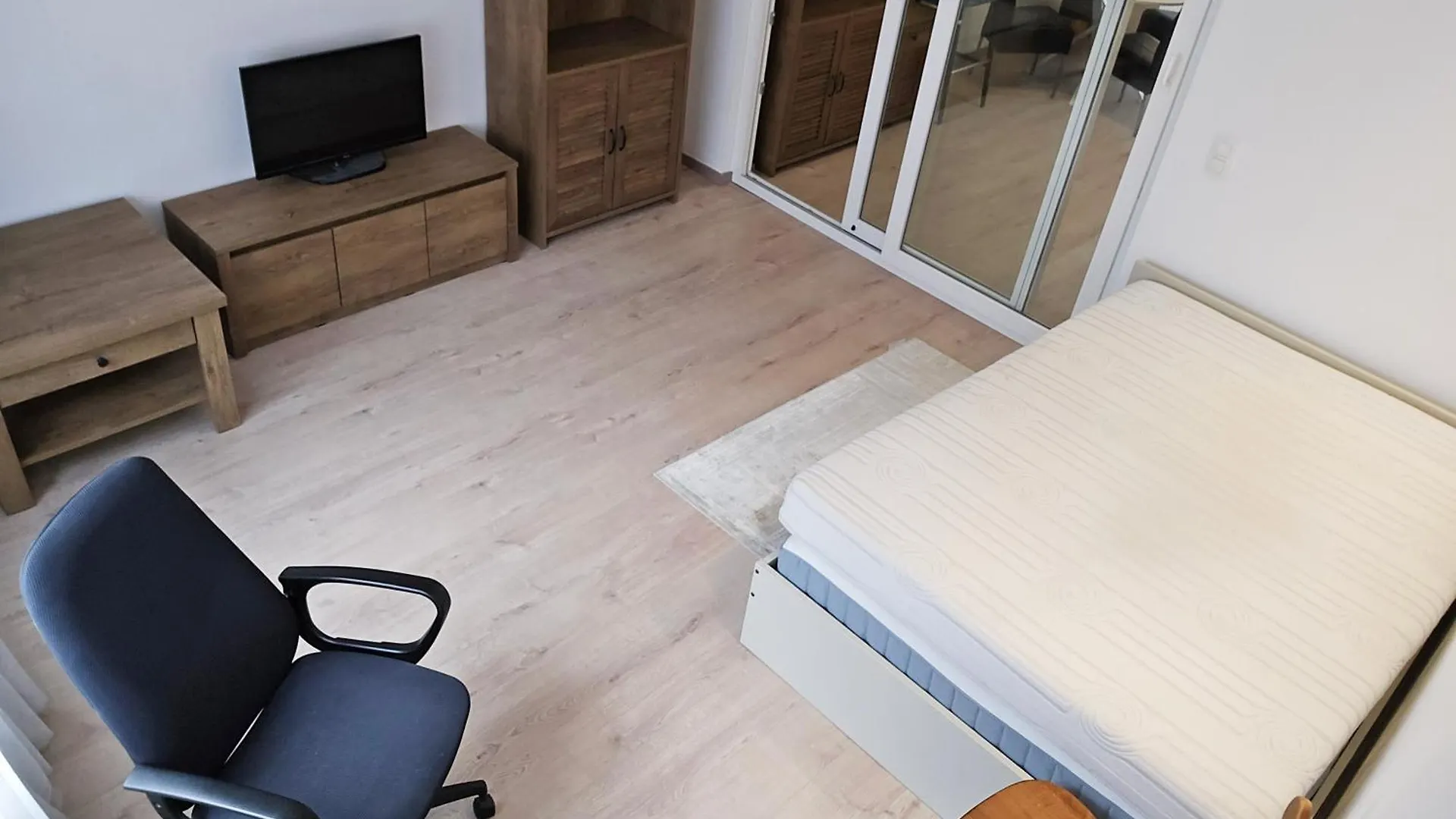 Cosy 2 Bedroom Apartment With Garden Brussels Belgium