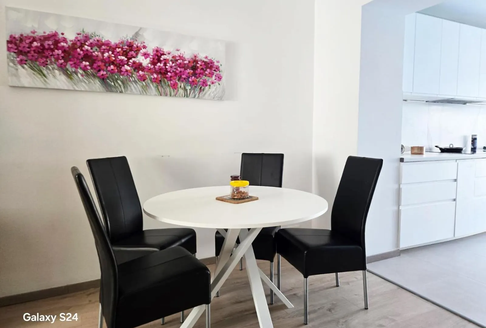 Cosy 2 Bedroom Apartment With Garden Brussels Belgium