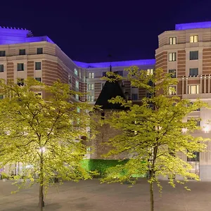 Novotel Centre מלון