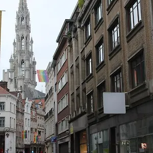 Marc Bruxelles